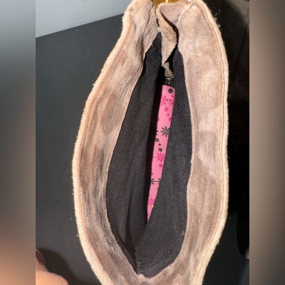 Carmen Marc Valvo Suede Tan booties - Picture 5 of 7